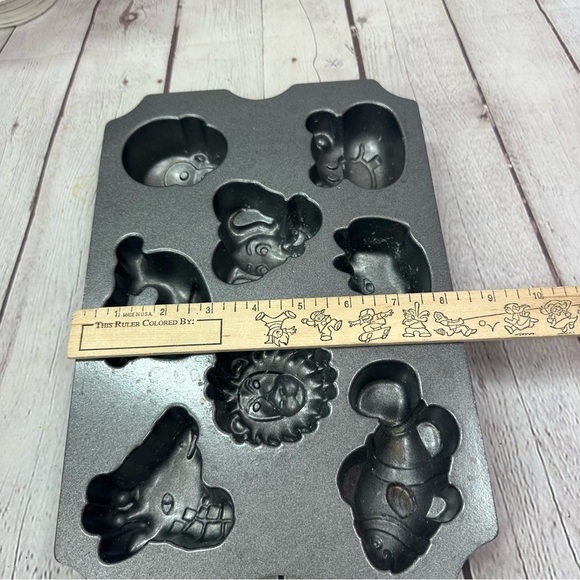 nordic ware zoo friends Animal Characters mini Cake Pan 3C. - Picture 6 of 7